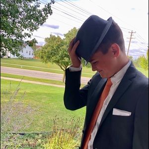 Meet your Posher, Joey